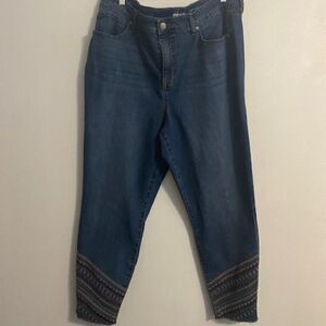 Style & Co Curvy 5 pocket denim with embroidery ankle jeans, size 18W